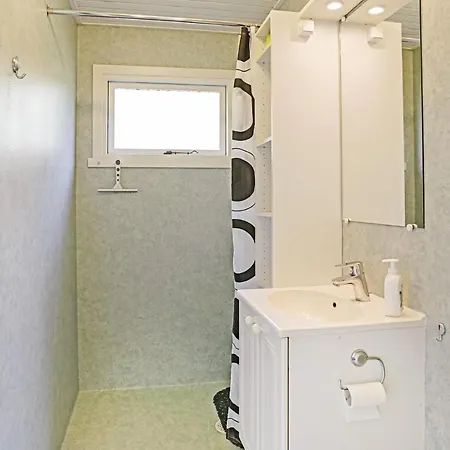 Stunning In With 2 Bedrooms